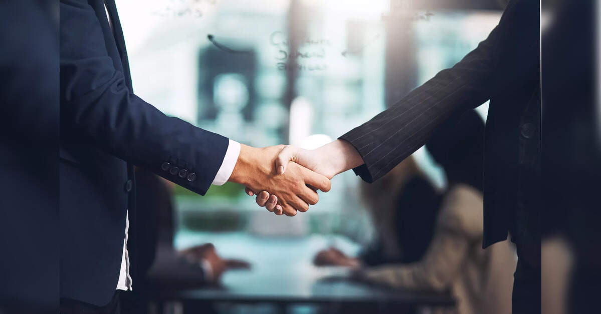 Fiserv, Amadeus, Shift4 Vie to get Payments: Source, Ettravelworld