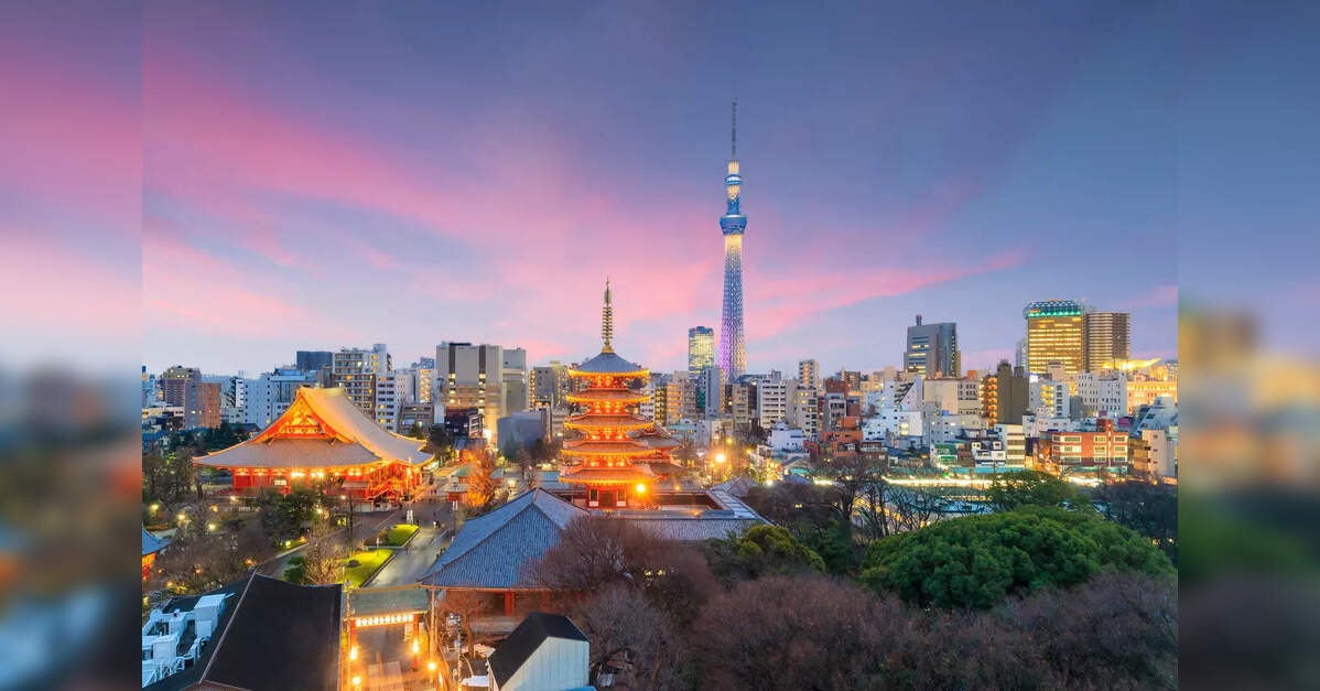 Indian Gen Z travelers prefer longer party breaks and cultural stays, reveals Airbnb, EttravelWorld