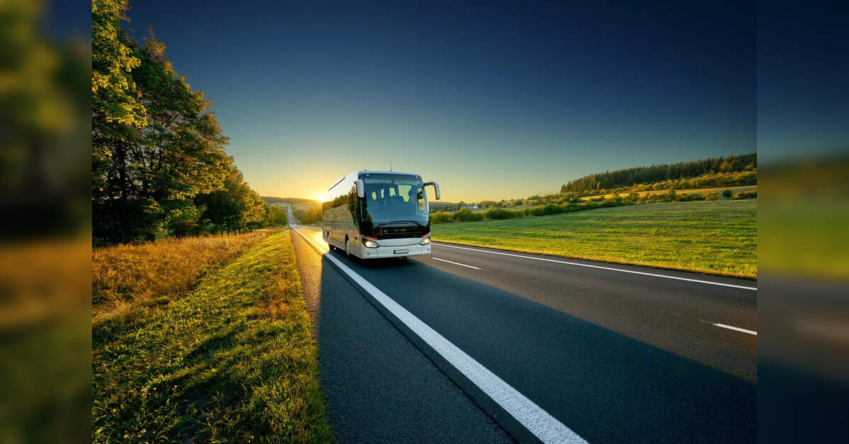 India’s holiday bus travel to see 45% growth in 2025, AI pricing tools, ettravelworld