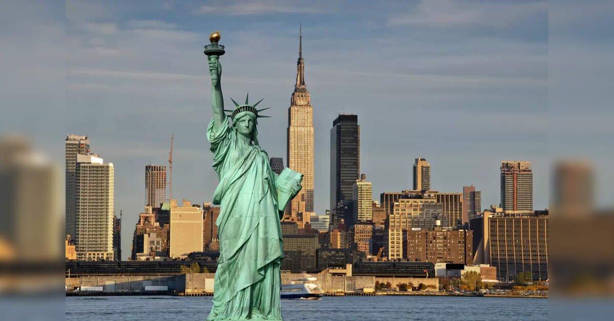 The largest travel and tourism marketplace in the United States, in the 9th position, Ettravelworld retains its place as the largest travel and tourism marketplace in the United States